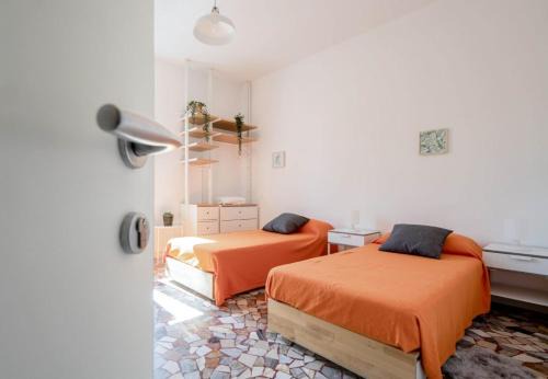 Casadelfalegname FRASSINO 3 Stanze 7 posti letto 1 singola 1 doppia 1 tripla