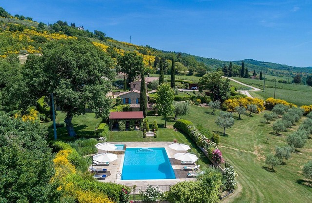 Casal Parro 6, Emma Villas