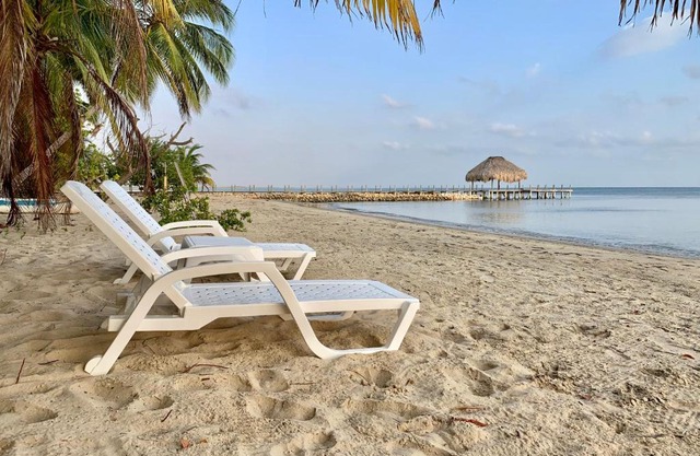 Casita Caribe en reserva natural, playa privada, kayaks, wifi, aire acondicionado