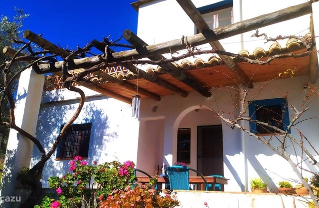 Casita de la Huerta: Quiet house with beautiful views over the valley