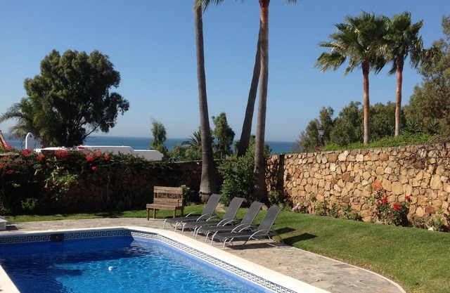 Casita with pool and sea views near Sotogrande/Duquesa