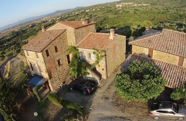 Cassetta di Pietra . Idyllic Peaceful House . Private Pool. Paciano Umbria