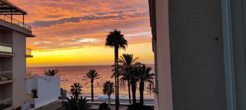 Castell Beach - Sea front - parking - swimming pool