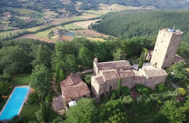 Castello del Falco is the ideal location for a Family Reunion or Celebration !