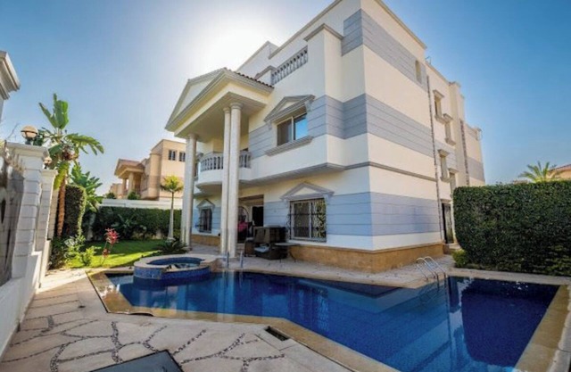 Castle with 7 bedrooms&private pool&garden in Royal City Compound-Sheikh Zayed