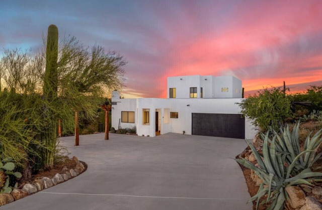 Cat Foothills+Mountain Views/3 BR 2 BA/Garage