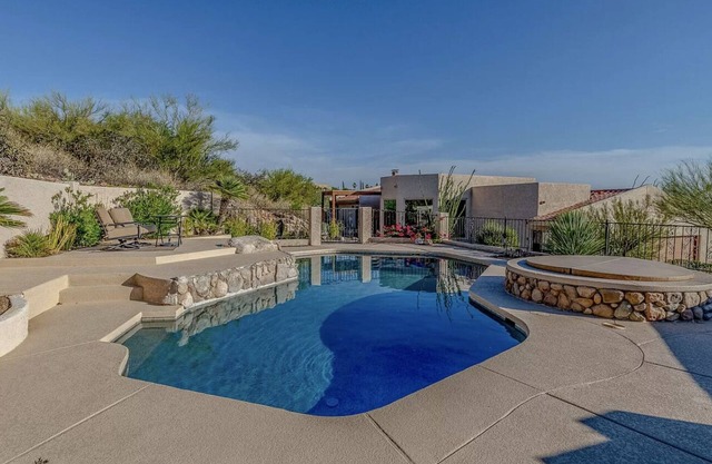 Catalina Foothills private escape with views, pool, and spa