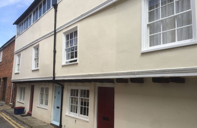 CATHEDRAL VIEW COTTAGE, CANTERBURY