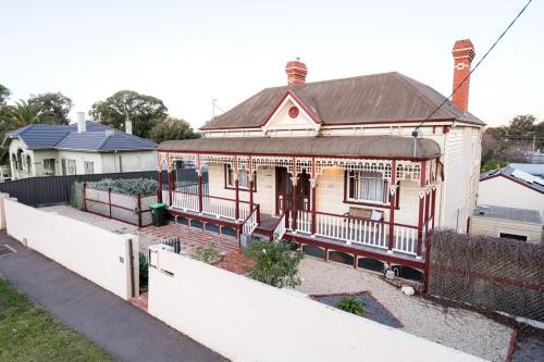 Cathedral View - Sleeps 16
