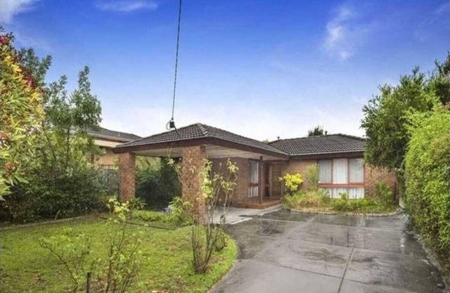 Caulfield Home with Large Space