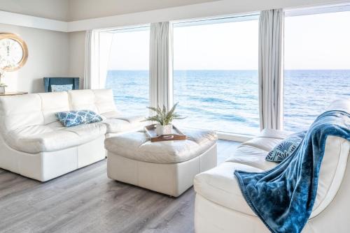 CB-2445A - Carlsbad Casa De Los Sueños | Unit A