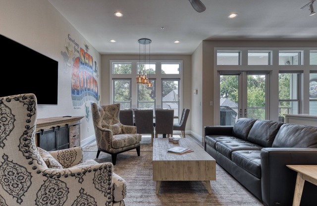 Cedar St. Haven | 3 Bed, 3.5 Bath