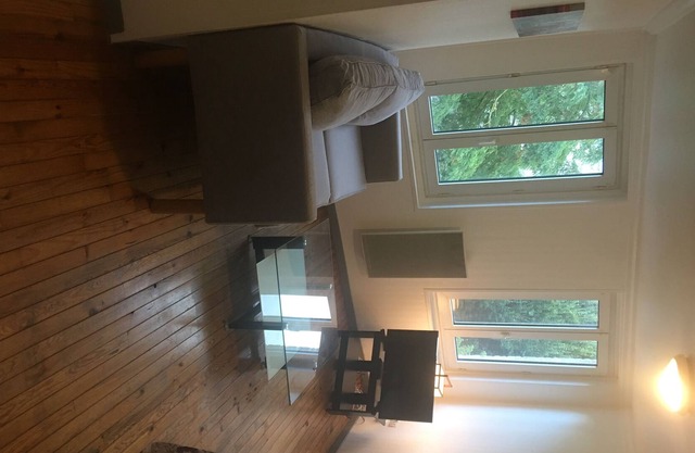 Center Elbeuf apartment F3 third floor in front of raised square