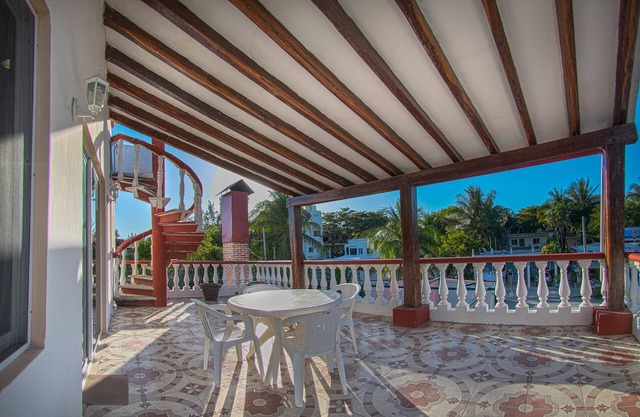 Center of Everything in Puerto Morelos - Located in the heart of downtown