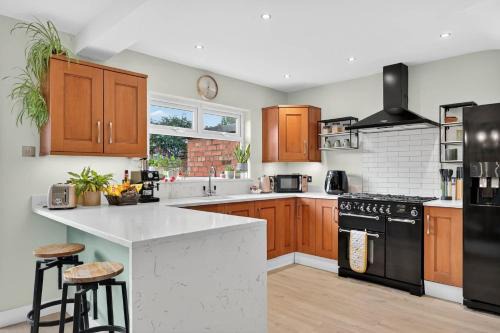 Central Belfast Apartments Rosetta Residence