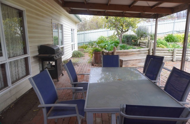 Central California Bungalow combines old charm with modern comforts