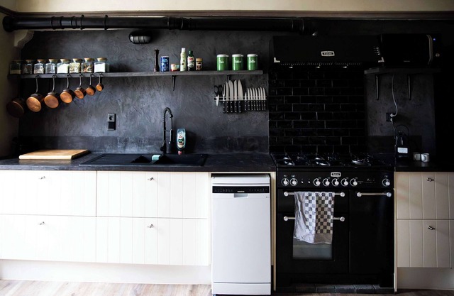 Central Stay Ghent: Cozy City Center Retreat