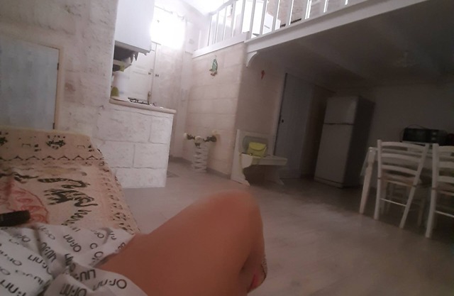 Centrally located house with fasanese vaulted ceilings, just minutes from Zoosafari!