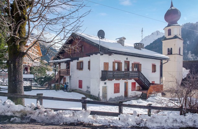'Cesa Crepaz Piccolo' with Mountain View & Garden