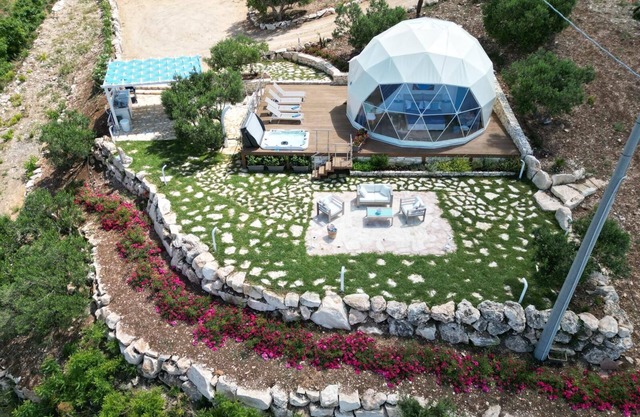 Chalet 'Dome On The Hill with Jacuzzi' with Sea View, Wi-Fi and Air Conditioning