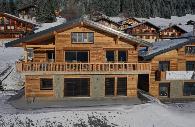 Chalet 135 m2 11 People, Les Saisies, 3mn from the resort, shuttle stop 200 m