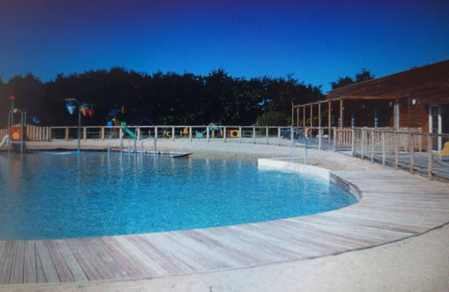 Chalet 1o kms from the beaches of Bretignolles-sur-Mer