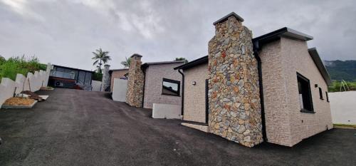 Chalet 2 moderne et chaleureux