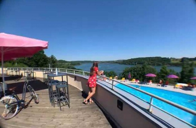 Chalet 5 étoiles - Piscine - eebcga