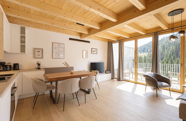 Chalet #7 with 3 bedrooms and sauna