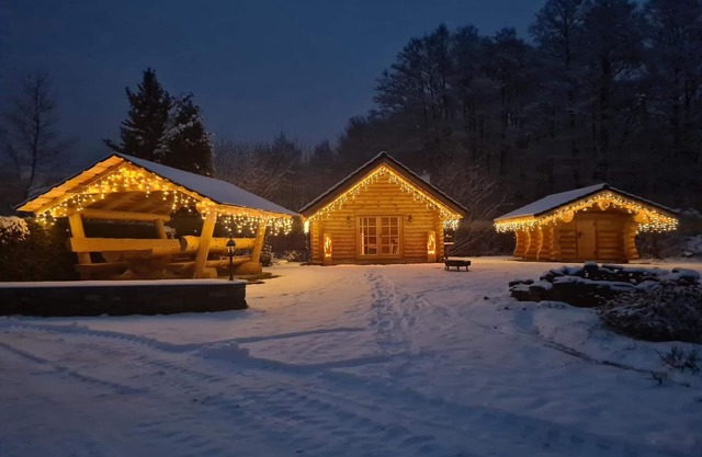 Chalet 'Am See' with Mountain View, Private Terrace and Wi-Fi