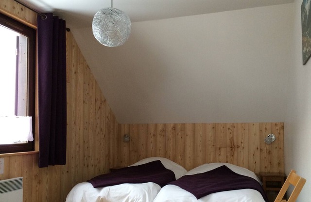 Chalet Breche Pacave, facing La Meije -label accueil velos