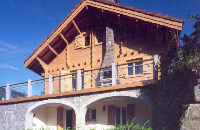 Chalet charmant à La Bresse avec terrasse et jardin clôturé