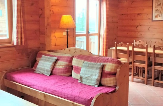 Chalet cosy à La Joue du Loup, piscine gratuite, 6 pers, ski à 5 min - FR-1-504-651