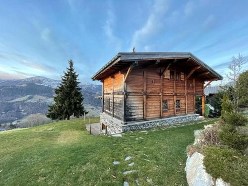 Chalet de caractère pour 12 personnes avec WIFI - FR-1-733-76