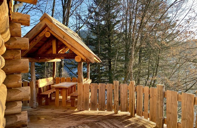 Chalet de luxe en rondins - Cosy, belles vues, magnifique terrace, nouveau 2024