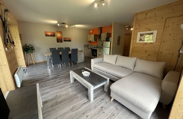 Chalet E R-2 Masseboeuf