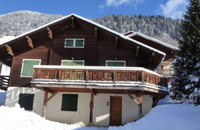 Chalet for 14 with terrace in the heart of Arêches-Beaufort