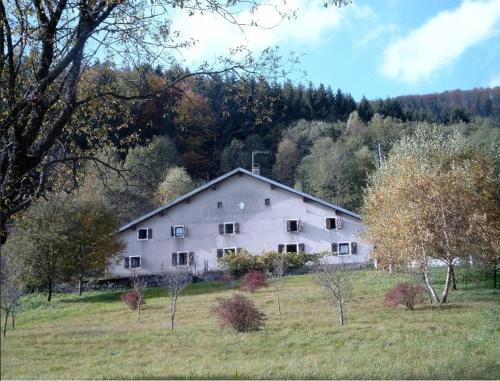 CHALET, GITE DE GROUPE - ATC ROUTES DU MONDE à BUSSANG - 32 couchages