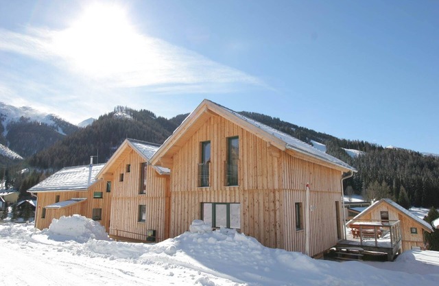 Chalet in Hohentauern near Ski Lift
