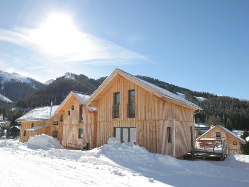 Chalet in Hohentauern near Ski Lift