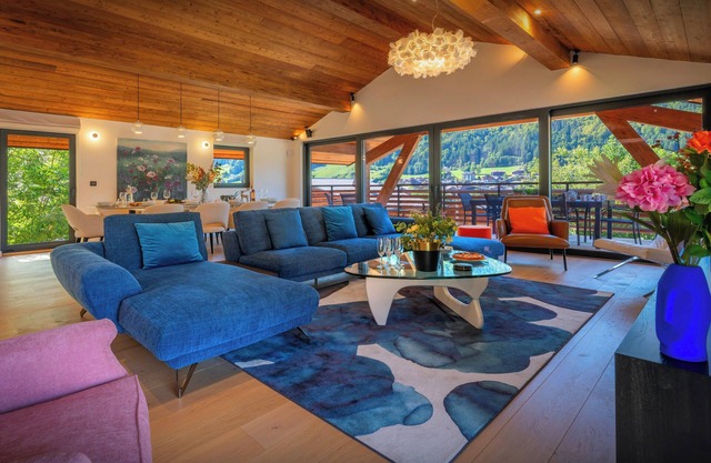 Chalet Les Noisettes - alpine holiday 14p with spa - OVO Network