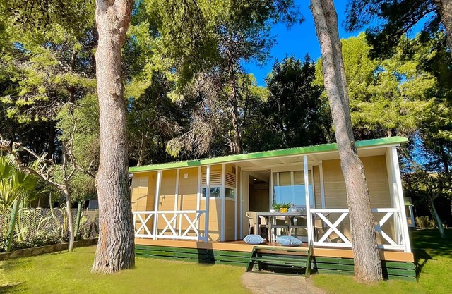 Chalet Mediterranean with terrace
