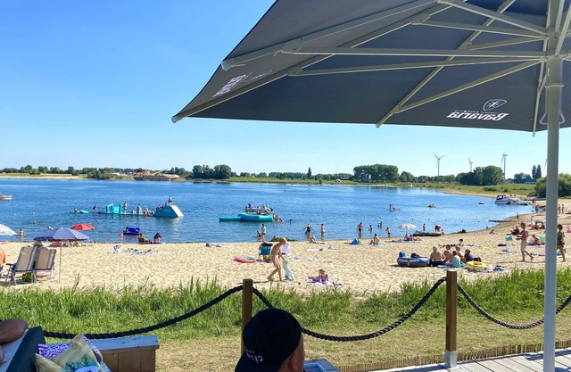 Chalet on the Recreational Lake and the Veluwe
