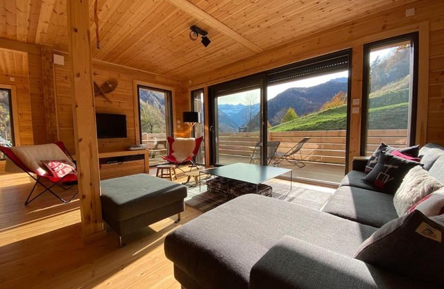 Chalet Pyrénées Gavarnie Gedre, 2 Familles , Spa