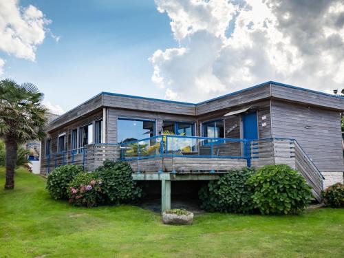 Chalet Ty Glas by Interhome