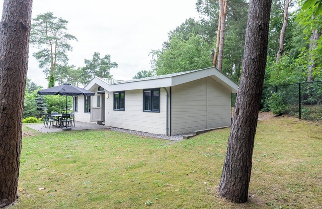 Chalet with 3 bedrooms and furnished garden near Brunssummerheide