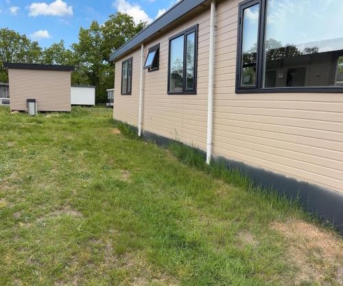 Chalet with nice garden