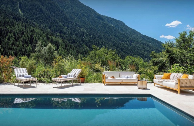 Chalet Wonderland - Amazing chalet for 13 with summer pool - OVO Network