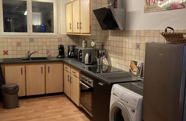 Chaleureuse Maison, Quartier Calme Hôpital