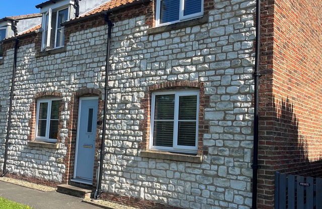 Chalk Cottage at Flamborough, Yorkshire Coast, Four Star Accomodation. Sleeps 5